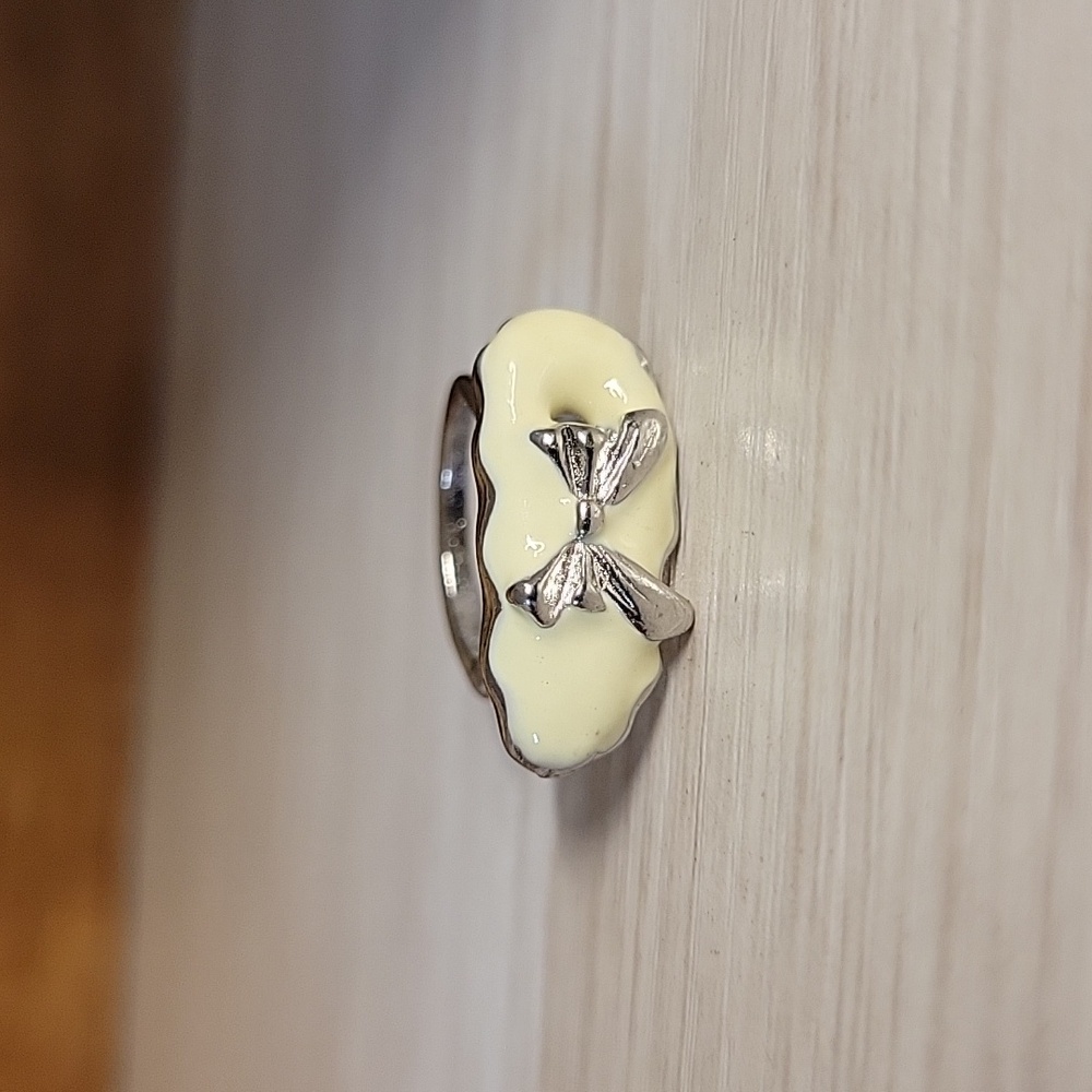 Butter Cream Enamel Silver Ear Cuff with Bow